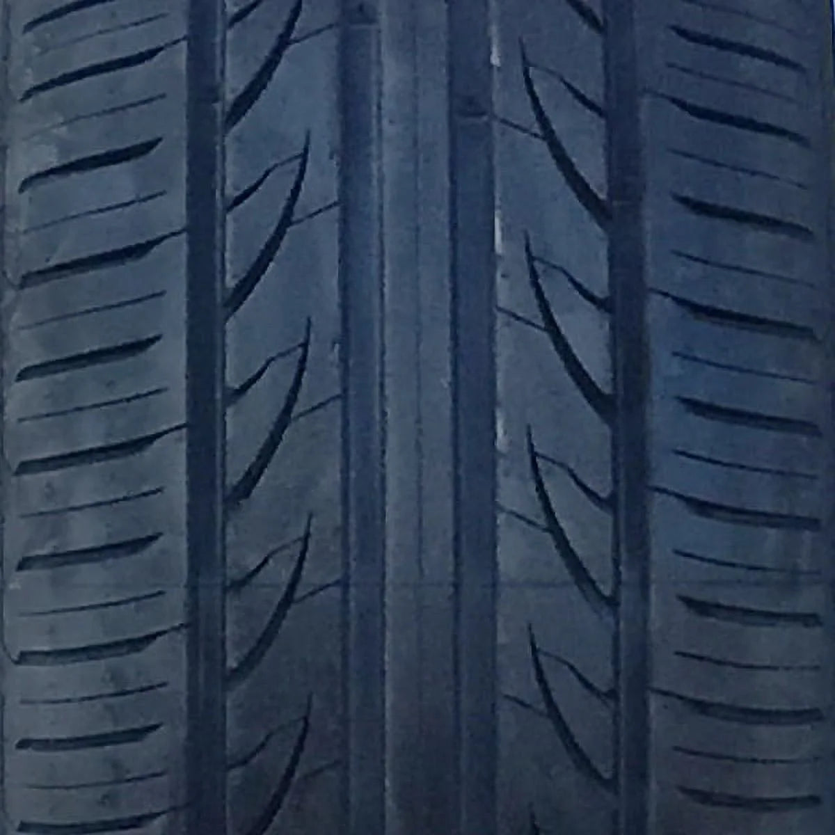 Set of 4 225/50ZR17 All Season Ultra High Performance Tires U89606