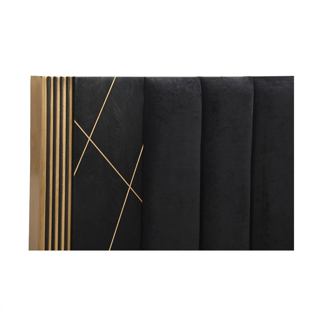 Queen Bed with Wood in Black/Gold Z8918