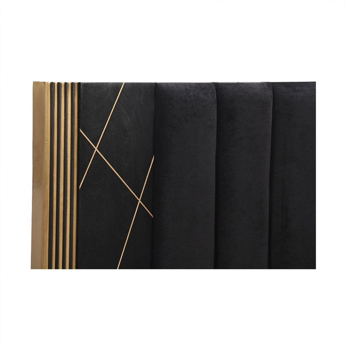 Queen Bed with Wood in Black/Gold Z8918