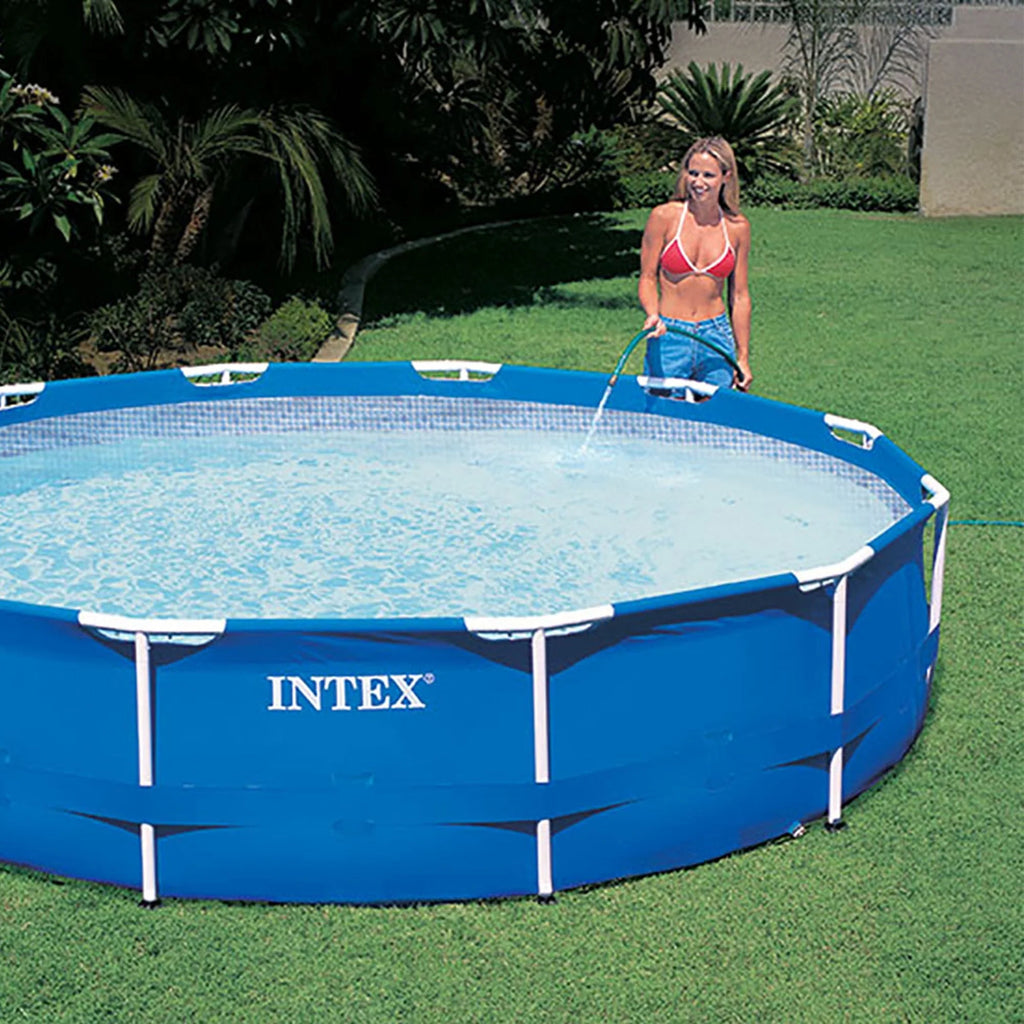 12'x30 Swimming Pool with Pump, Ladder, and Cover Y151