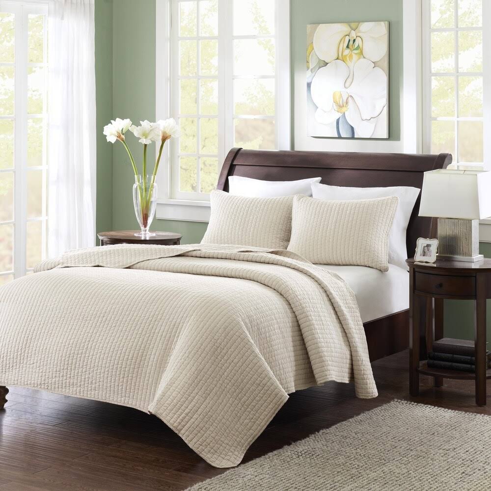 Light Cream 3 Piece King Coverlet Set I5446