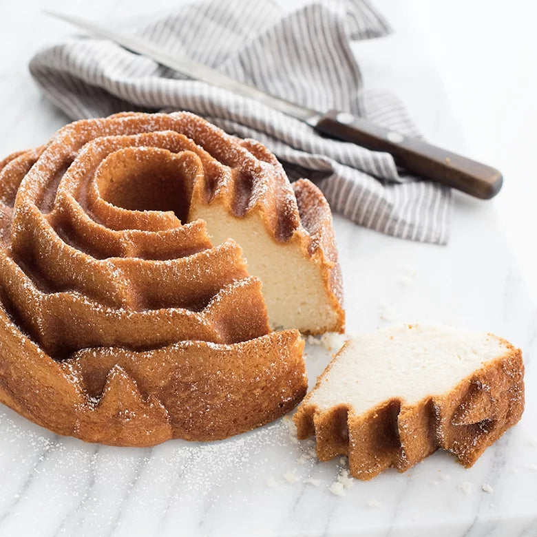 Cast Aluminum Bundt Pan V921