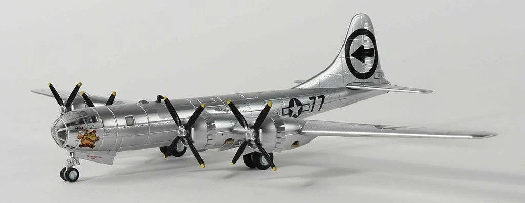 1/144 B-29 Superfortress and 1/72 Fat Man Bomb Diecast Model F82611