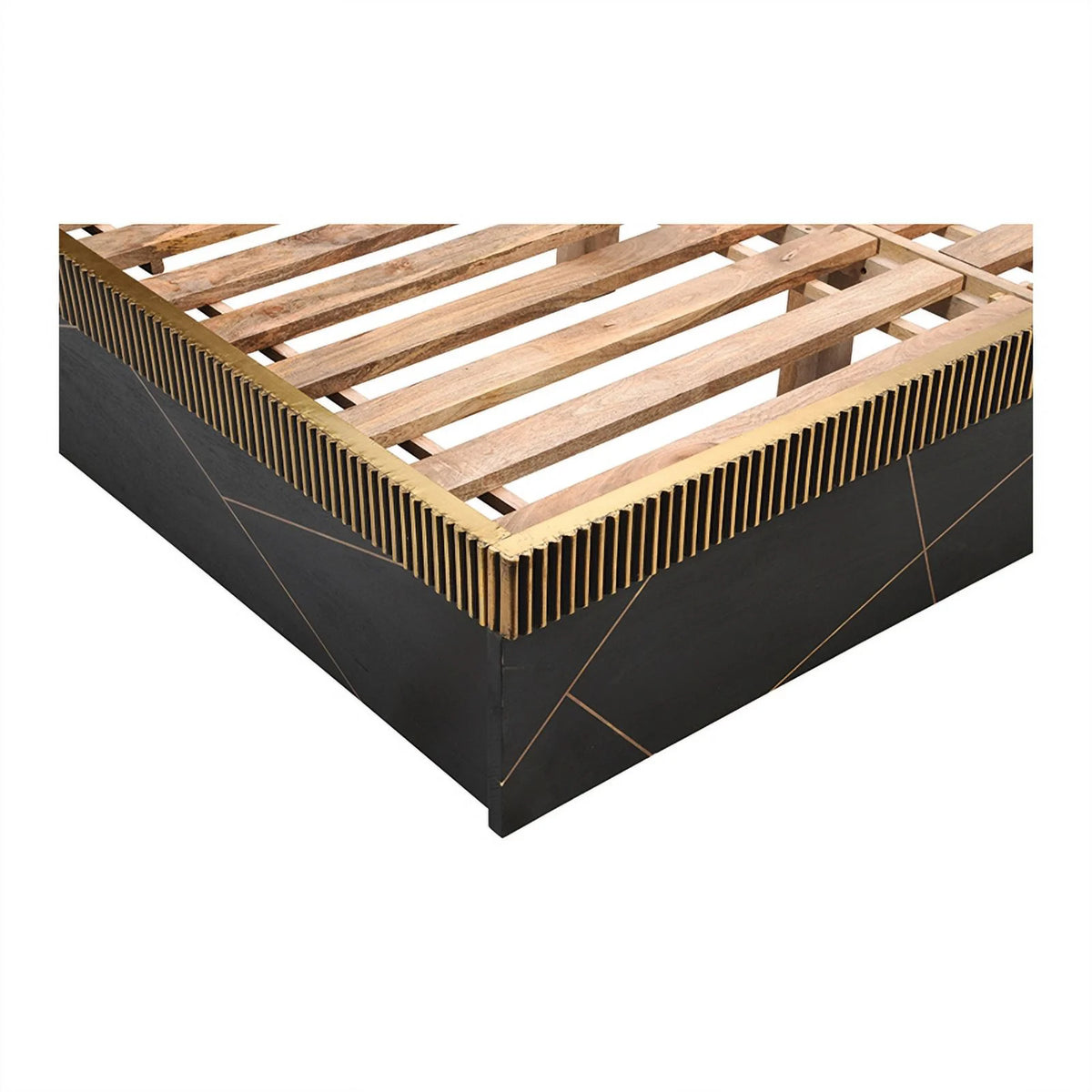 Queen Bed with Wood in Black/Gold Z8918