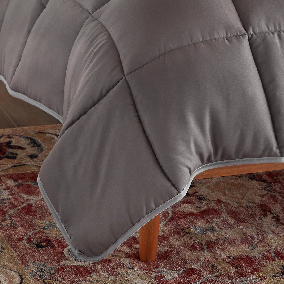 King Silver/Ash Down Alternative Comforter Q583135