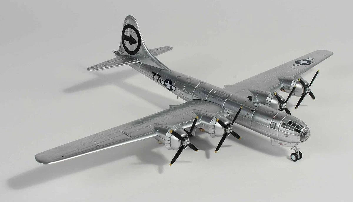 1/144 B-29 Superfortress and 1/72 Fat Man Bomb Diecast Model F82611