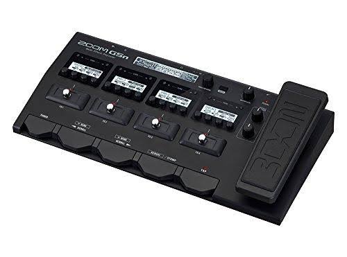 Multi-Effects Processor and Soft Carrying Case O826