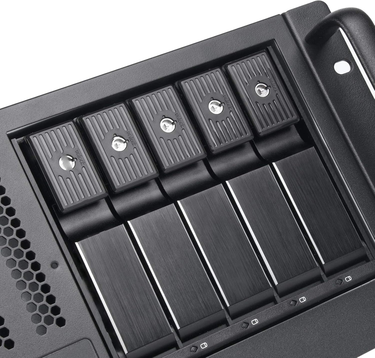 4U Rackmount Server Case with 5 x 3.5 Hot-Swappable Bay and 3 x 5.25 Bays L5661