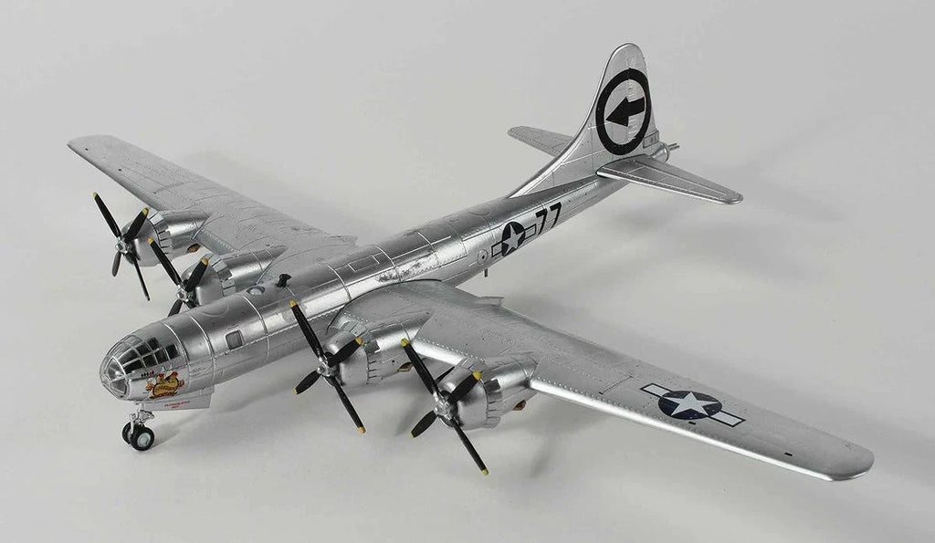 1/144 B-29 Superfortress and 1/72 Fat Man Bomb Diecast Model F82611