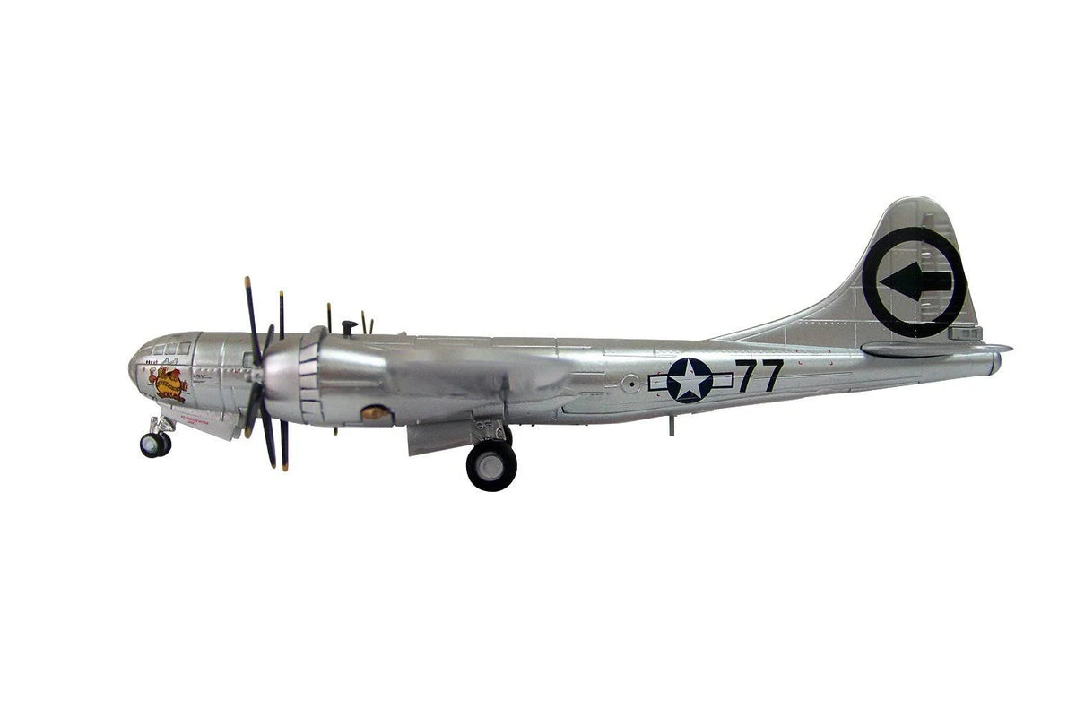 1/144 B-29 Superfortress and 1/72 Fat Man Bomb Diecast Model F82611