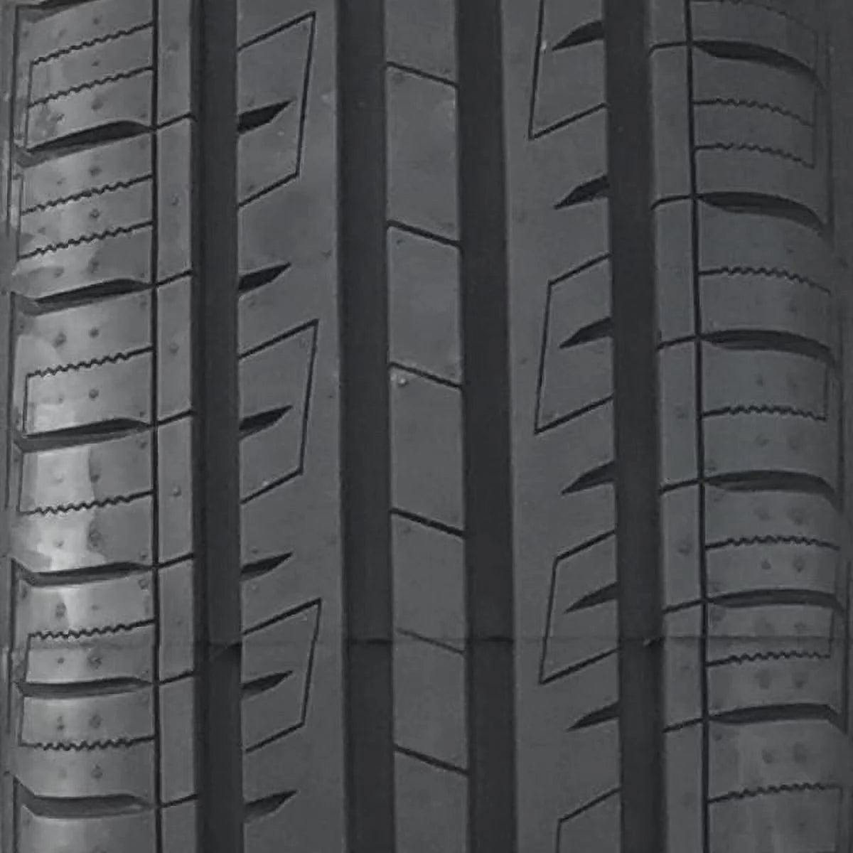 205/45ZR16 87W XL All Season Performance Tires Set of 4 J84492