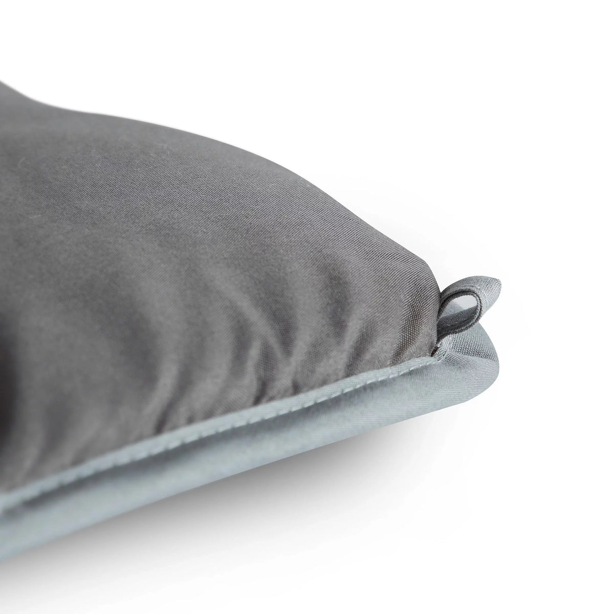 King Silver/Ash Down Alternative Comforter Q583135