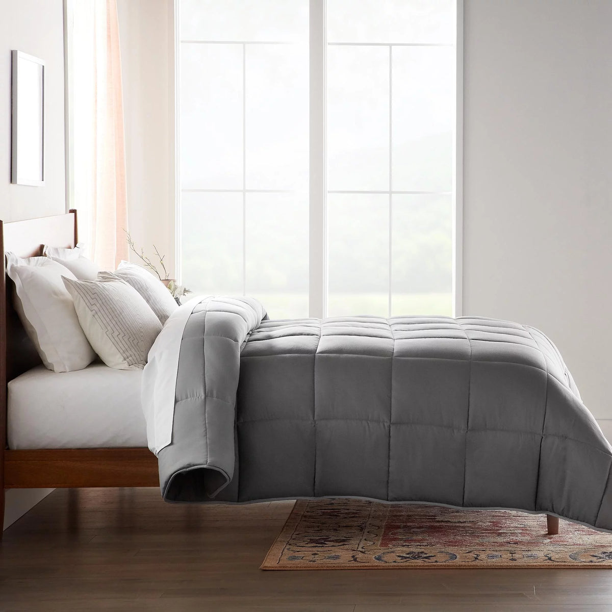 King Silver/Ash Down Alternative Comforter Q583135